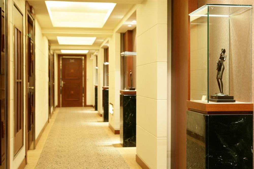 Hotel Dion Taichung Exterior foto